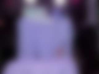 Live cam show with RaissaSky - Brown Hair MILF on Soda Cam