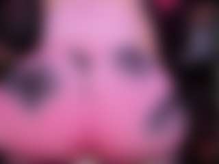 Live cam show with RaissaSky - Full Nudity on madthumbs