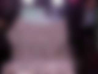 RaissaSky MILF webcam performer live streaming