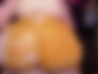 Live cam show with RaissaSky - Brown Hair on CamSodaAdn