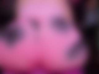 Live cam show with RaissaSky - Brown Hair MILF on Big Tits