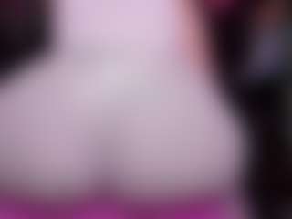 Live cam show with RaissaSky - Spank Brown Hair on Camsoda