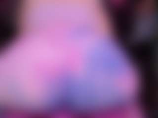 Live cam show with RaissaSky - Cum Mature on Camsoda