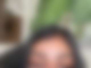 Live cam show with Vicky - Twerking on Fling VIP Chat