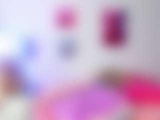 Live cam show with adeline - Glasses on CamwithHer