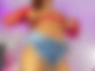 Live cam show with EmmaEbony - Brown Eyes on SinfulBabes
