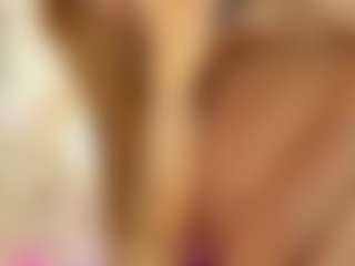 EmmaEbony's Live Sex Cam Show
