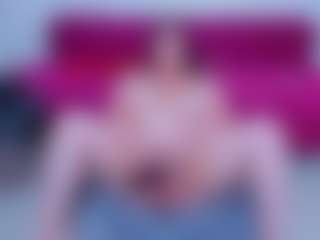 Live cam show with BubbleEmma - Shaved Pussy on fapnchat