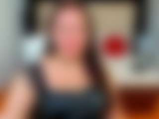 Live cam show with BubbleEmma - Oil on Uber Horny