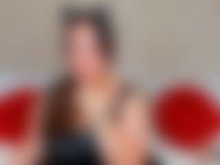 BubbleEmma MILF webcam performer live streaming