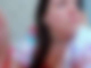 BubbleEmma MILF webcam performer live streaming