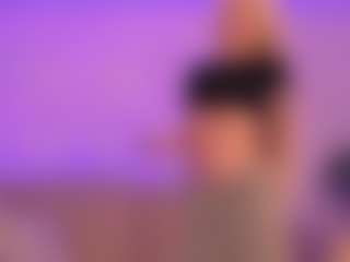 Live cam show with HannaConnorX - Camel Toe on Camsoda