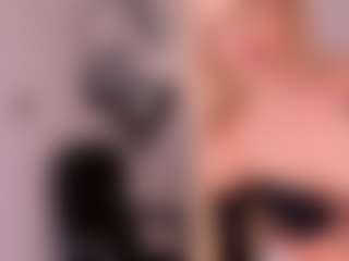 Live cam show with HannaConnorX - Solo on googirlz