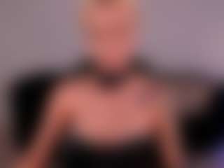 Live cam show with HannaConnorX - Amateur on StripNow
