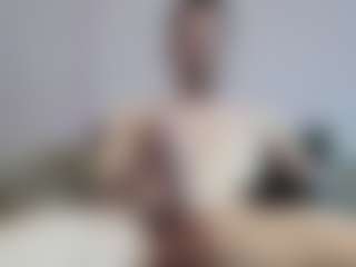 Live cam show with Hocthus - Handjob on PervPlay.com