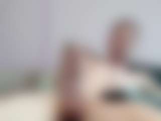 Live cam show with Hocthus - Tease on Camversity