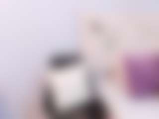 Live cam show with KylieBenson - Goddess on live18s.com