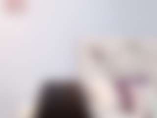 Live cam show with KylieBenson - Red Hair on TeamSkeetLive