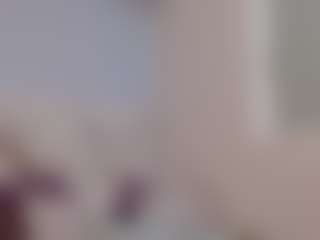Show live cam dengan KylieBenson - Red Hair di Camsoda