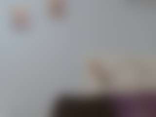 Live cam show with KylieBenson - Public Red Hair on Milfs Live