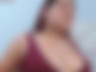KylieBenson's Live Sex Cam Show
