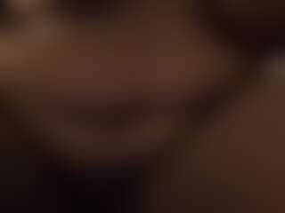 CaramelMama's Live Sex Cam Show
