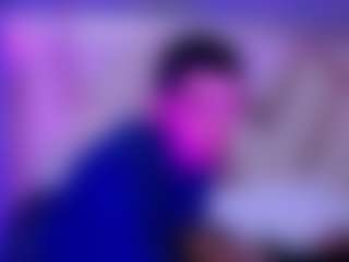 Domiinates Live-Sex-Cam-Show