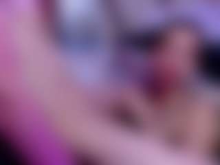 Domiinates Live-Sex-Cam-Show