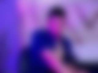 Domiinates Live-Sex-Cam-Show