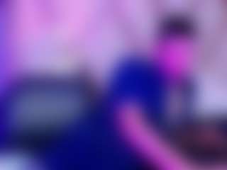 Domiinates Live-Sex-Cam-Show