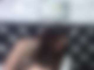 Domiinates Live-Sex-Cam-Show