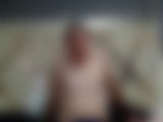 Live cam show with Domiinate - Black Hair on Camsoda.co