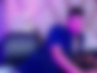 Live cam show with Domiinate - Black Hair on Camsoda
