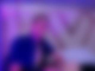 Live cam show with Domiinate - Black Hair on Camsoda