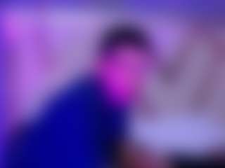 Live cam show with Domiinate - Black Hair on Camsoda