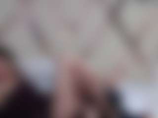 Live cam show with Domiinate - Brown Eyes on Free Soda