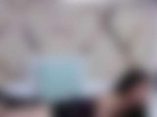 Domiinates Live-Sex-Cam-Show