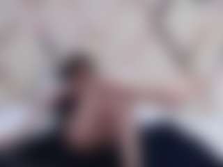 Live cam show with Domiinate - Black Hair on friskycurves.com