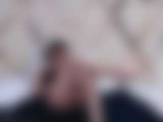 Live cam show with Domiinate - Tease on milfzrlive.com