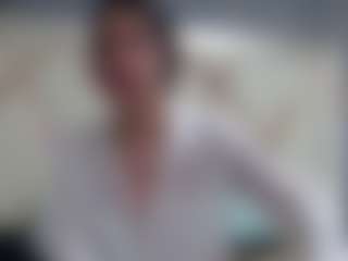 Domiinates Live-Sex-Cam-Show