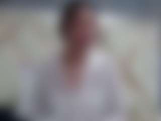 Live cam show with Dominate_alisson - Brown Eyes on CamClone