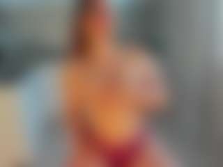 Live cam show with Frosty-fire - Living Room on fuck-show.com