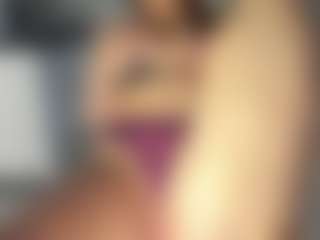 Live cam show with Frosty-fire - Red Hair on Milfs Live