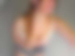Live cam show with Frosty-fire - Solo on Camsoda.co