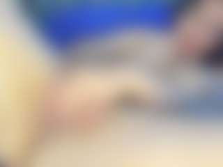 Live cam show with Frosty-fire - Average on live18s.com