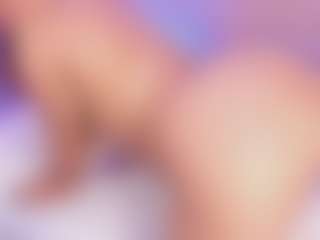 Live cam show with MelissaKarterrs - College MILF on thefappeningchat.com