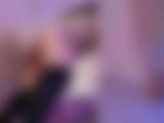 Live cam show with MelissaKarterrs - Middle Aged on xplaylive.com