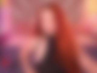 Live cam show with CarolinaDia - Average on AdultVida.com