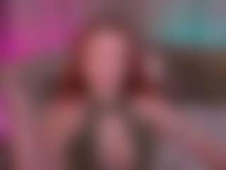 Live cam show with CarolinaDia - Striptease on StripNow