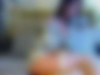 alejandra-cherry MILF webcam performer live streaming